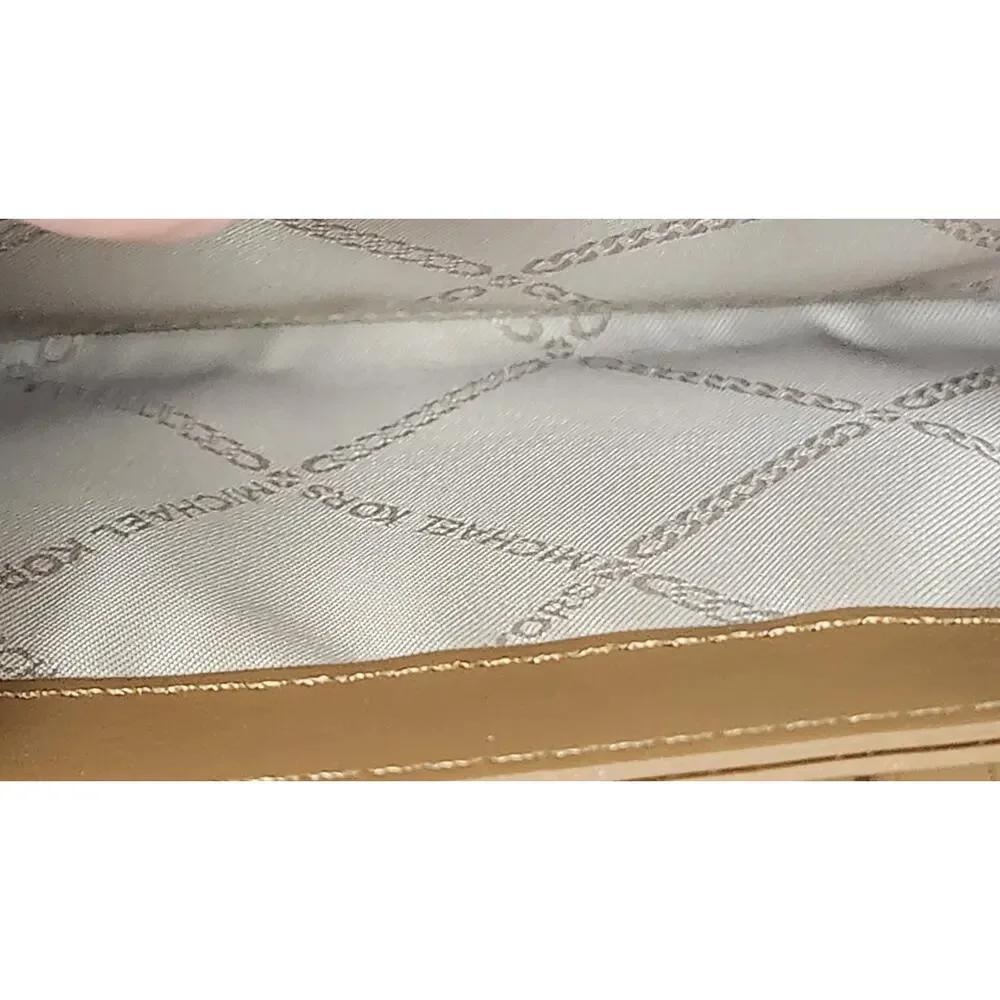 Michael Kors Jet Set Travel Continental Wristlet Wallet Brown Acorn Stripe